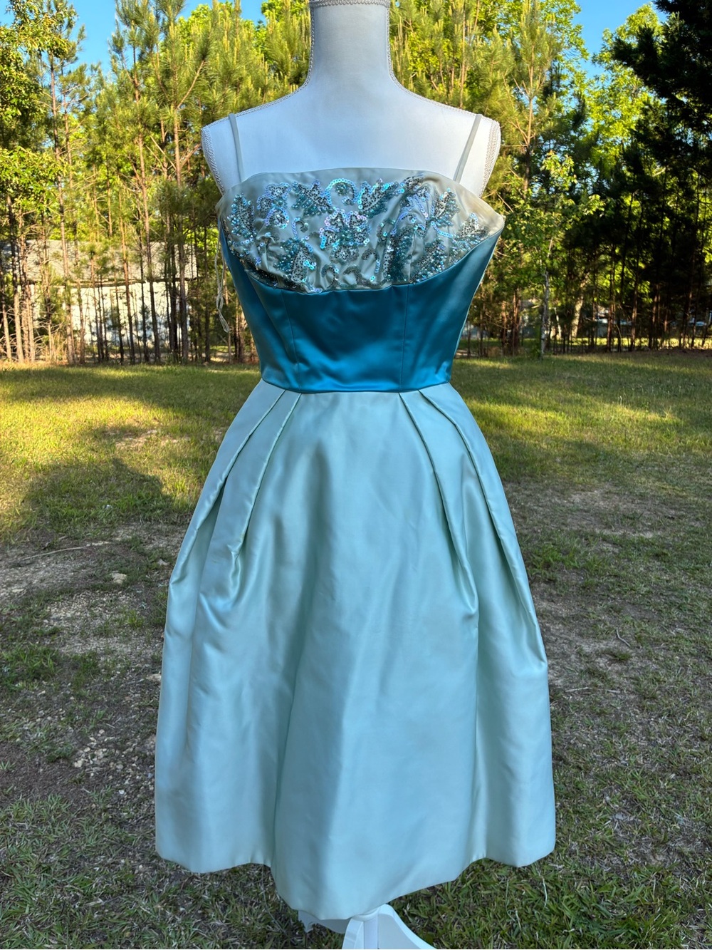 Vintage 1950s 1960s Icy Blue Beaded Cocktail Dress XXS XS